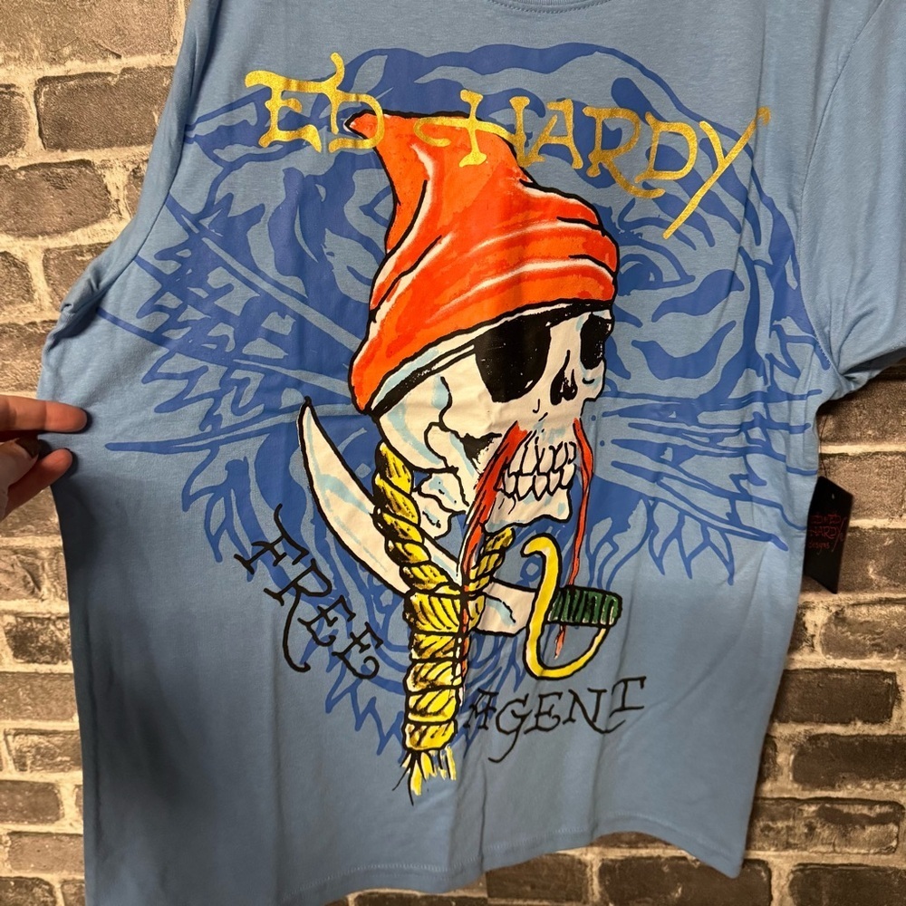 NWT Ed Hardy Skull Pirate Graphic T-shirt powder blue - Picture 5 of 11